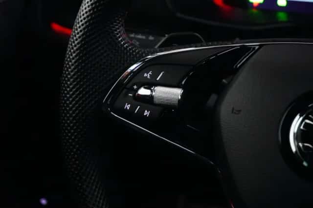 Škoda Octavia (2022) thumbnail 12
