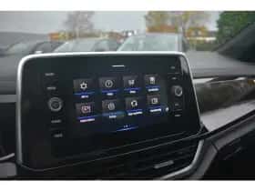 Volkswagen T-Roc (2025) thumbnail 25