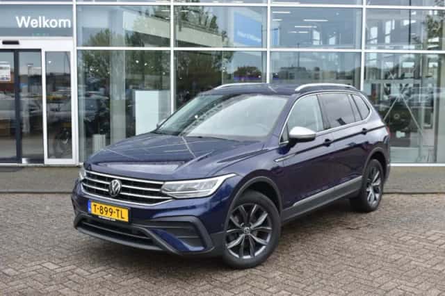 Volkswagen Tiguan (2022) thumbnail 1
