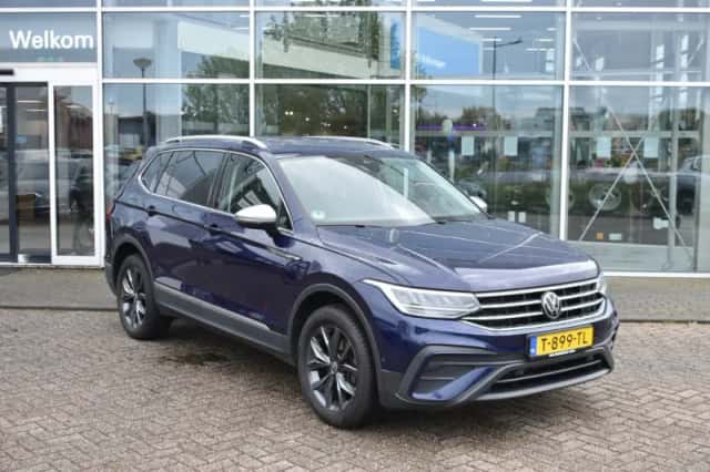 Volkswagen Tiguan (2022) thumbnail 2