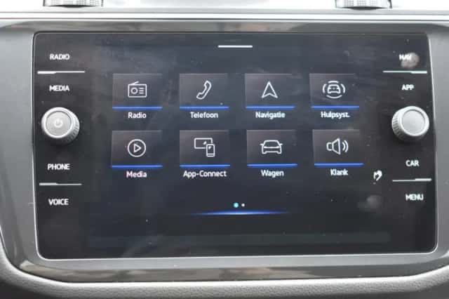 Volkswagen Tiguan (2022) thumbnail 18