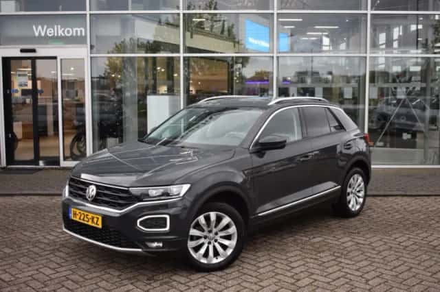 Volkswagen T-Roc (2020) thumbnail 1