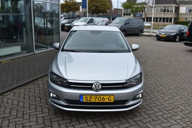 Volkswagen Polo (2018) thumbnail 2