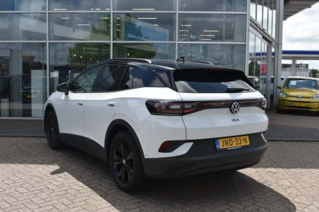 Volkswagen ID.4 (2025) thumbnail 2