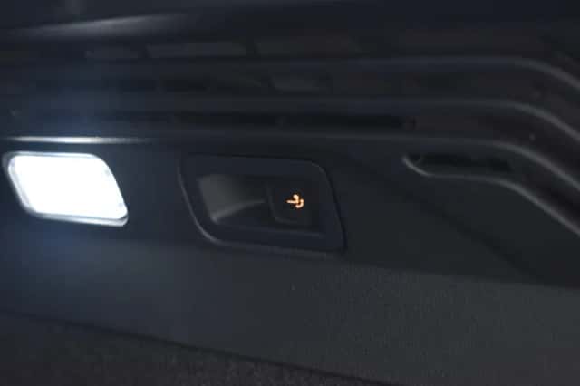 Volkswagen ID.4 (2025) thumbnail 11