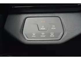 Volkswagen ID.4 (2025) thumbnail 13