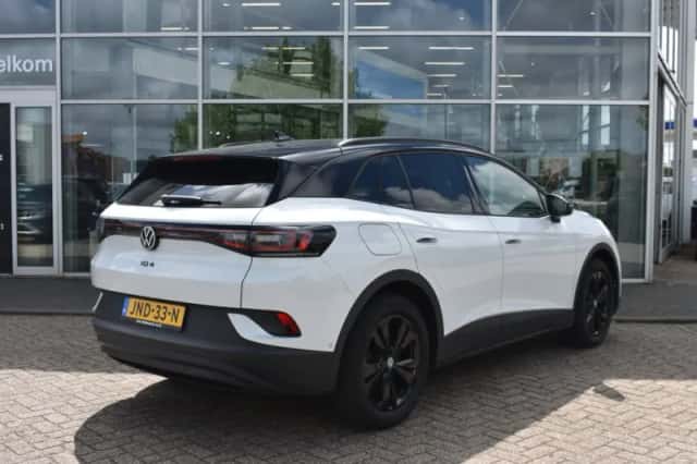Volkswagen ID.4 (2025) thumbnail 3