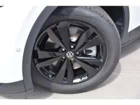 Volkswagen ID.4 (2025) thumbnail 6