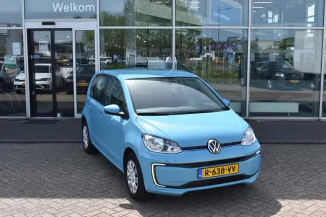 Volkswagen E-up! (2021) thumbnail 2