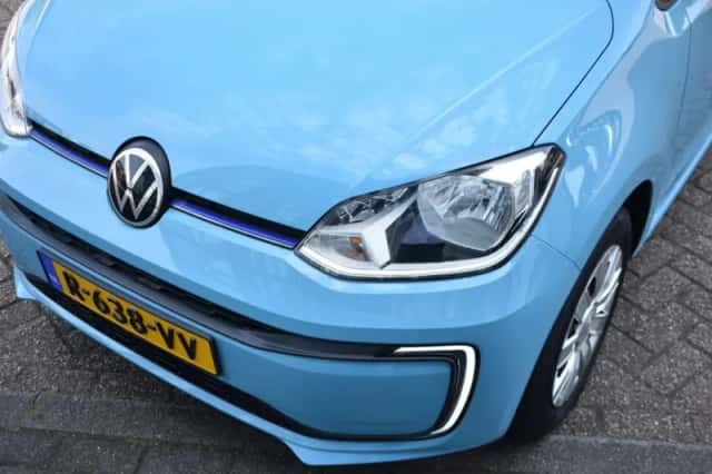 Volkswagen E-up! (2021) thumbnail 7