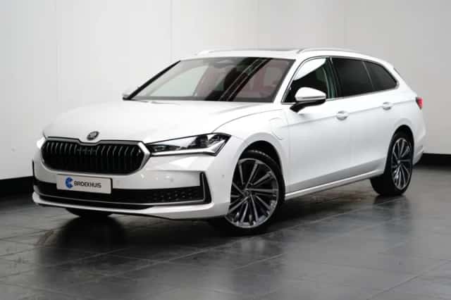 Škoda Superb (2024)
