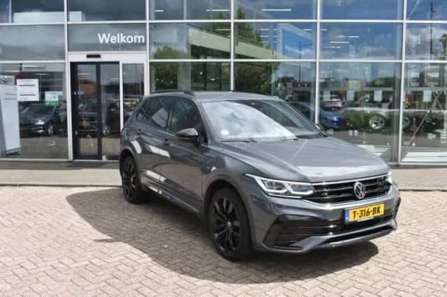 Volkswagen Tiguan (2022) thumbnail 3