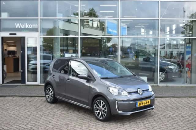 Volkswagen E-Up! (2022) thumbnail 4