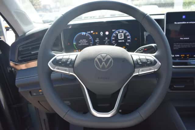 Volkswagen Tiguan (2026) thumbnail 5