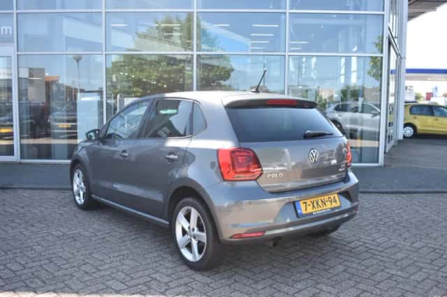 Volkswagen Polo (2014) thumbnail 2