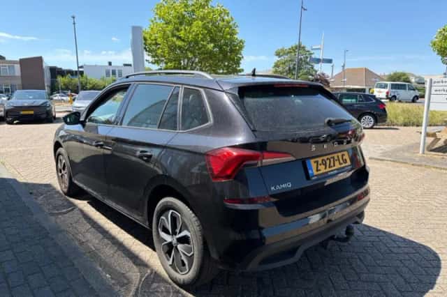 Škoda Kamiq (2023) thumbnail 2