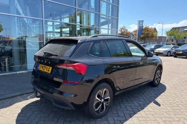 Škoda Kamiq (2023) thumbnail 3