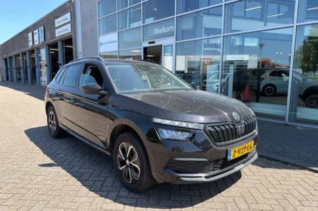 Škoda Kamiq (2023) thumbnail 4