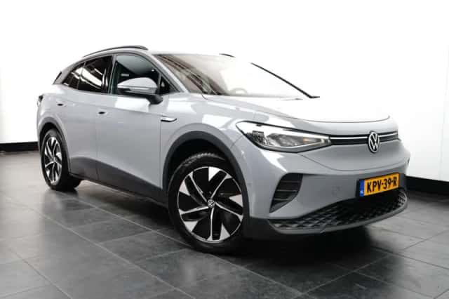 Volkswagen ID.4 (2023) thumbnail 3