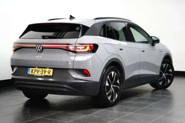 Volkswagen ID.4 (2023) thumbnail 4
