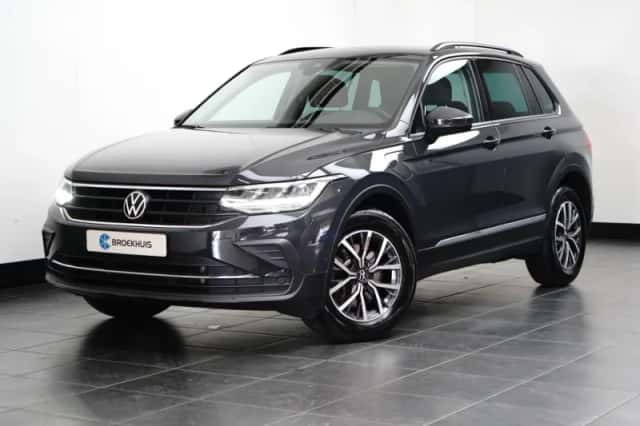 Volkswagen Tiguan (2022) thumbnail 1