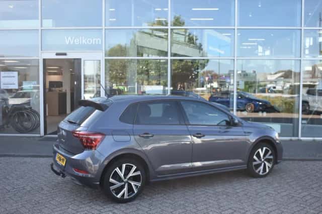 Volkswagen Polo (2023) thumbnail 3