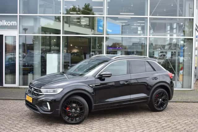Volkswagen T-Roc (2022) thumbnail 1