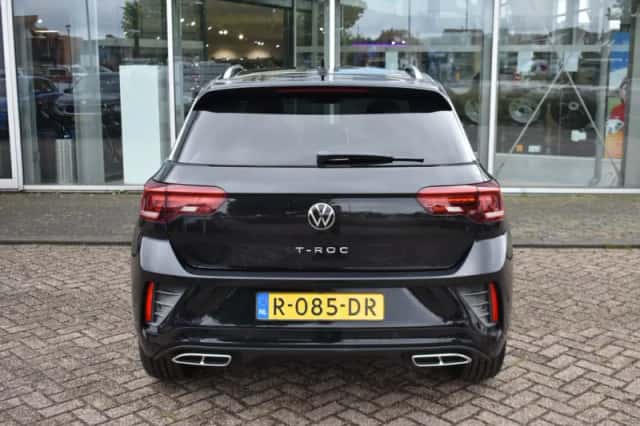 Volkswagen T-Roc (2022) thumbnail 5