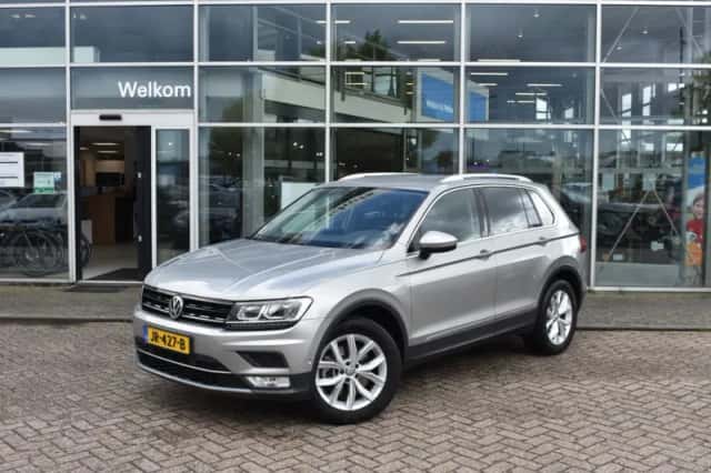 Volkswagen Tiguan (2016) thumbnail 1