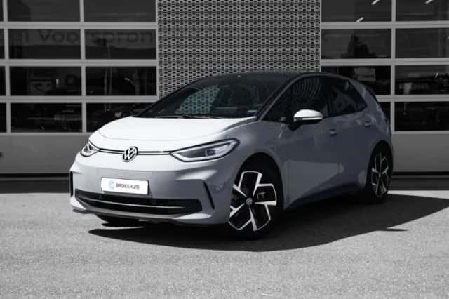Volkswagen ID.3 (2025) thumbnail 1