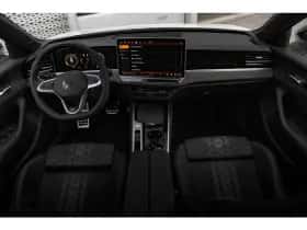Volkswagen Passat (2025) thumbnail 6