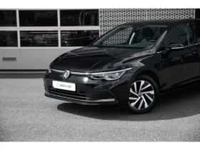 Volkswagen Golf (2021) thumbnail 4
