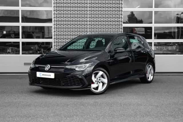 Volkswagen Golf (2023)
