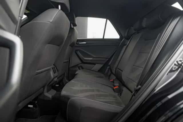Volkswagen T-Roc (2025) thumbnail 12