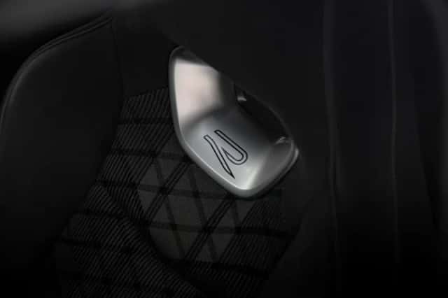 Volkswagen Passat (2025) thumbnail 14