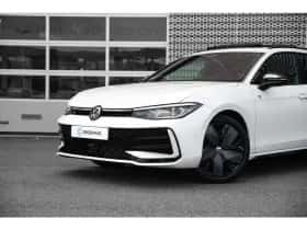 Volkswagen Passat (2025) thumbnail 5