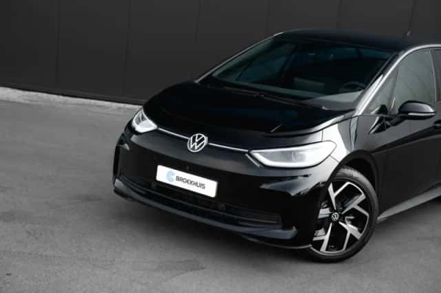 Volkswagen ID.3 (2025) thumbnail 3