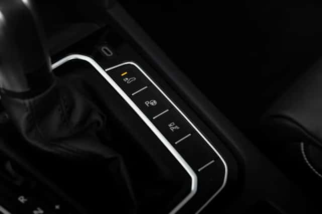 Volkswagen Passat (2020) thumbnail 17