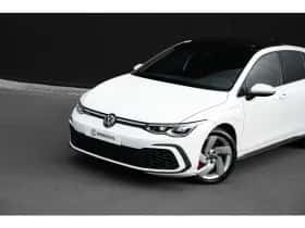Volkswagen Golf (2022) thumbnail 3