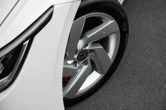 Volkswagen Golf (2022) thumbnail 5