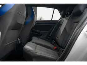 Volkswagen Golf (2022) thumbnail 10