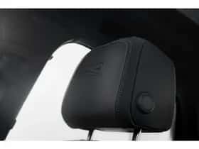 Volkswagen Touareg thumbnail 21