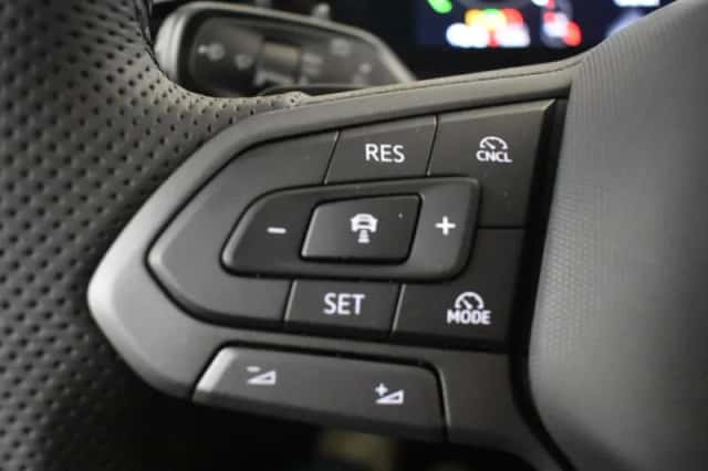 Volkswagen Tiguan (2026) thumbnail 13