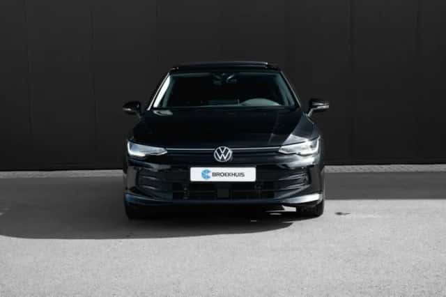 Volkswagen Golf (2025) thumbnail 6