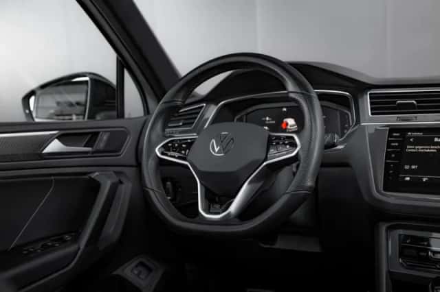 Volkswagen Tiguan (2022) thumbnail 12