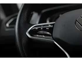 Volkswagen Tiguan (2022) thumbnail 16