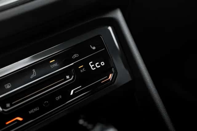 Volkswagen Tiguan (2022) thumbnail 20