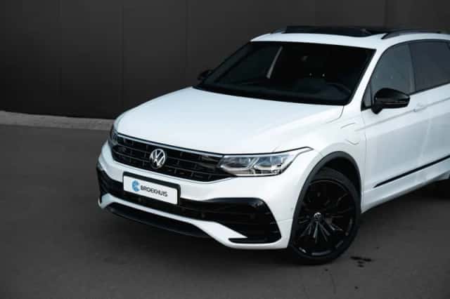 Volkswagen Tiguan (2022) thumbnail 4