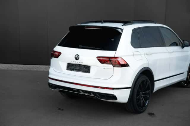 Volkswagen Tiguan (2022) thumbnail 8
