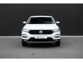 Volkswagen T-Roc (2019) thumbnail 3